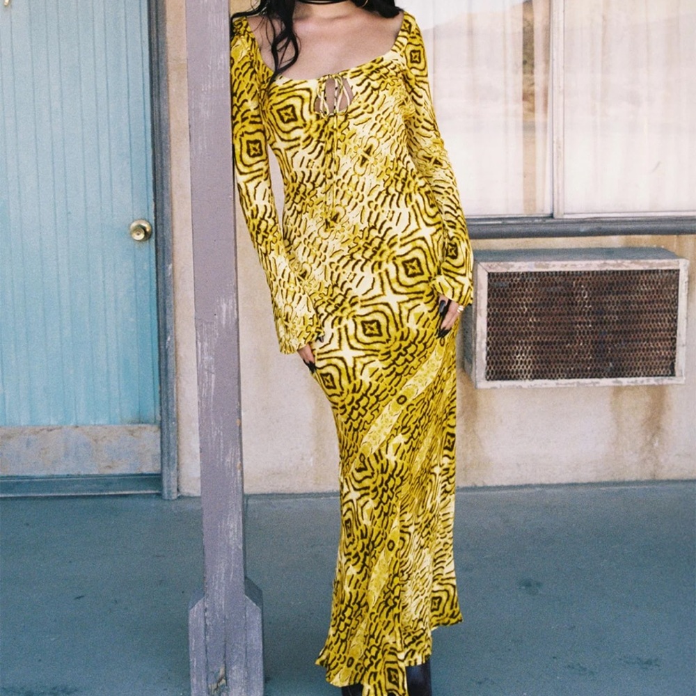 Patterned Long Sleeve Dress
